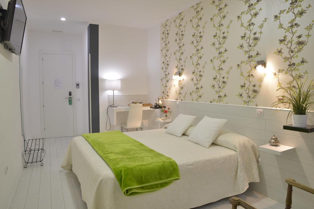 Hostal Madrid Star Екстер'єр фото